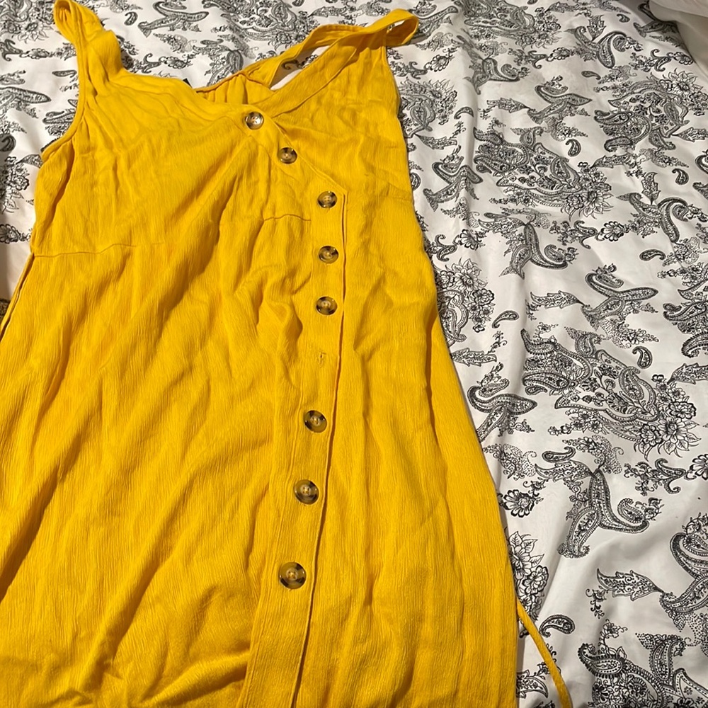 This is like a sun dress and it’s very fashionable